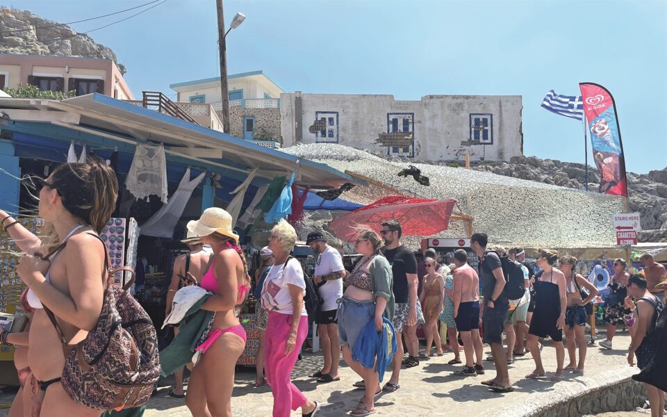 UNWTO: Greek tourism is safe