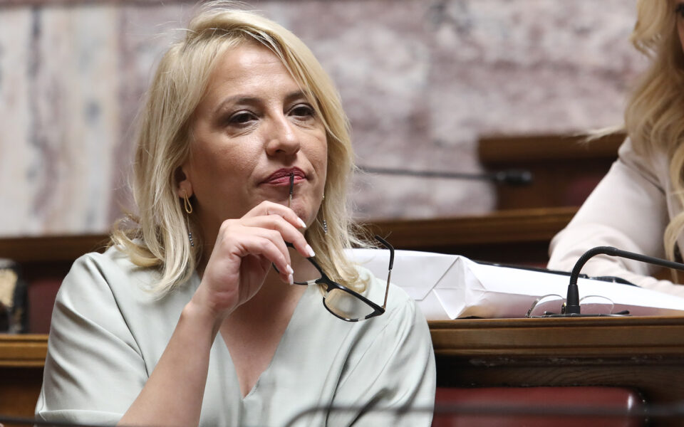 Parliament lifts immunity of SYRIZA MP Dourou