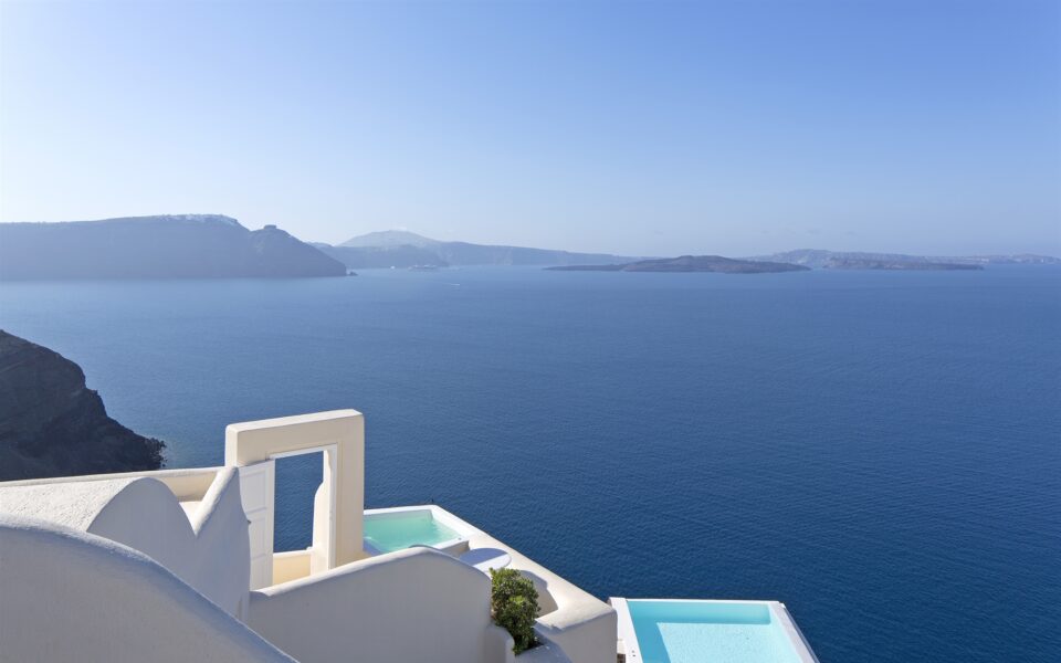 China’s Travel and Leisure magazine names Greece top island destination