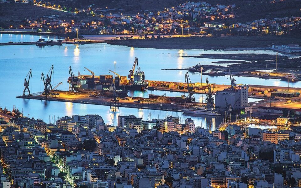 Deadline to bid on Volos port up soon