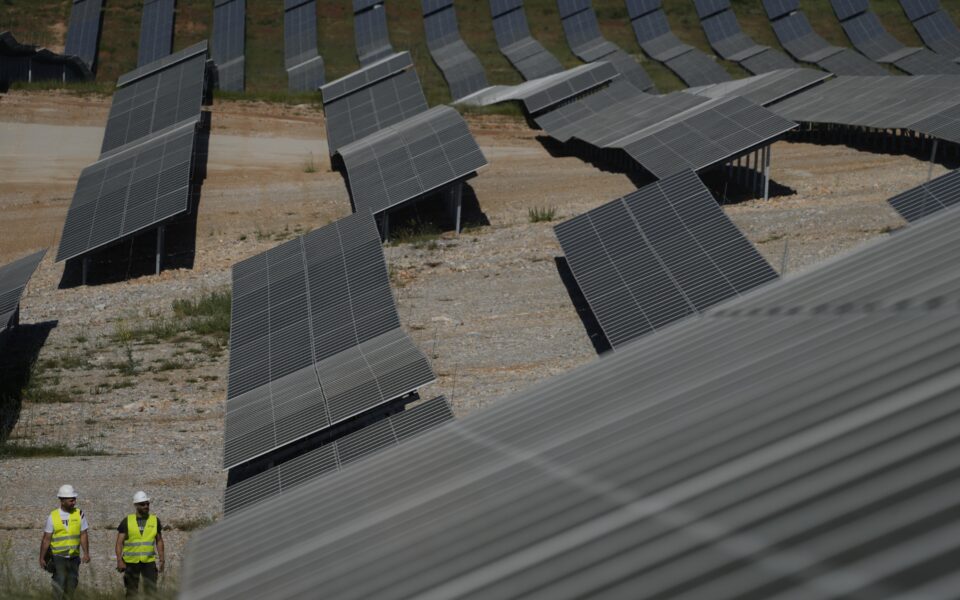 Cyprus floats solar bank idea to EU