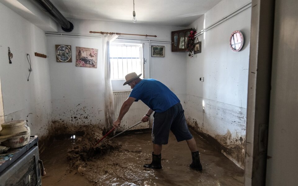 Central Greece flood victims receive ninth relief installment