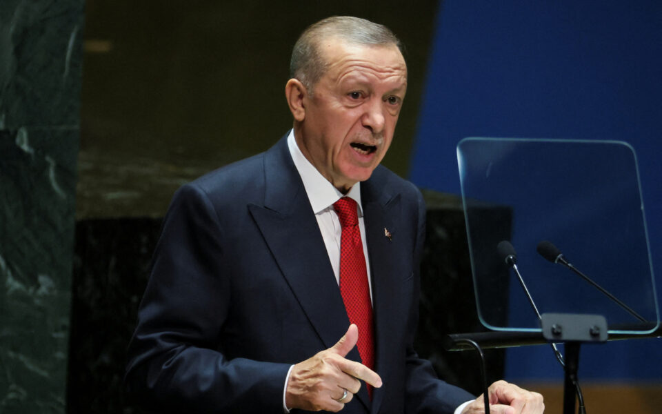 Erdogan calls for international community to recognize breakaway Turkish Cypriot entity