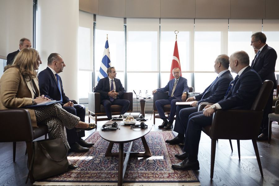 Mitsotakis-Erdogan meeting in New York lasted over an hour