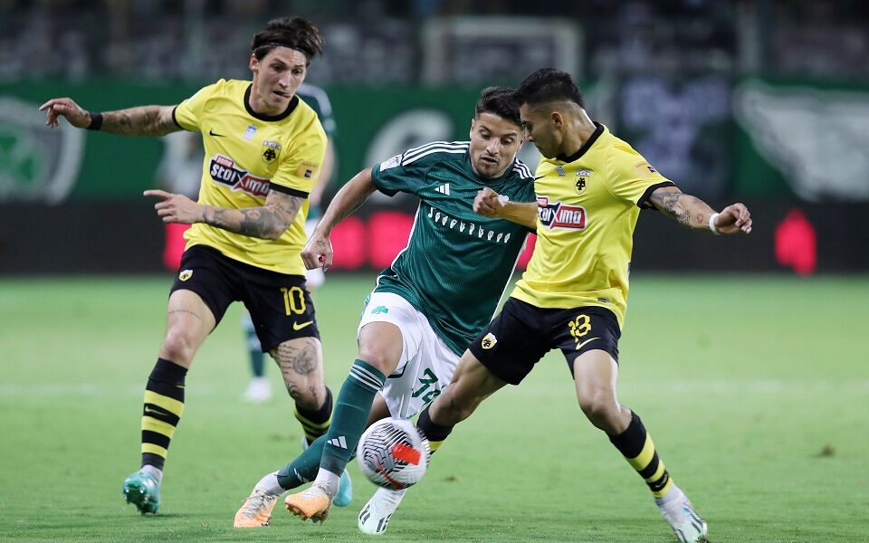 AEK comes from behind to take Athens derby with the Greens