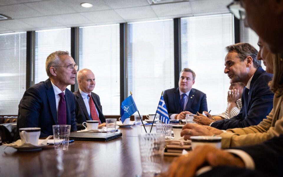 Mitsotakis meets with Stoltenberg and the South Korean president on UNGA sidelines