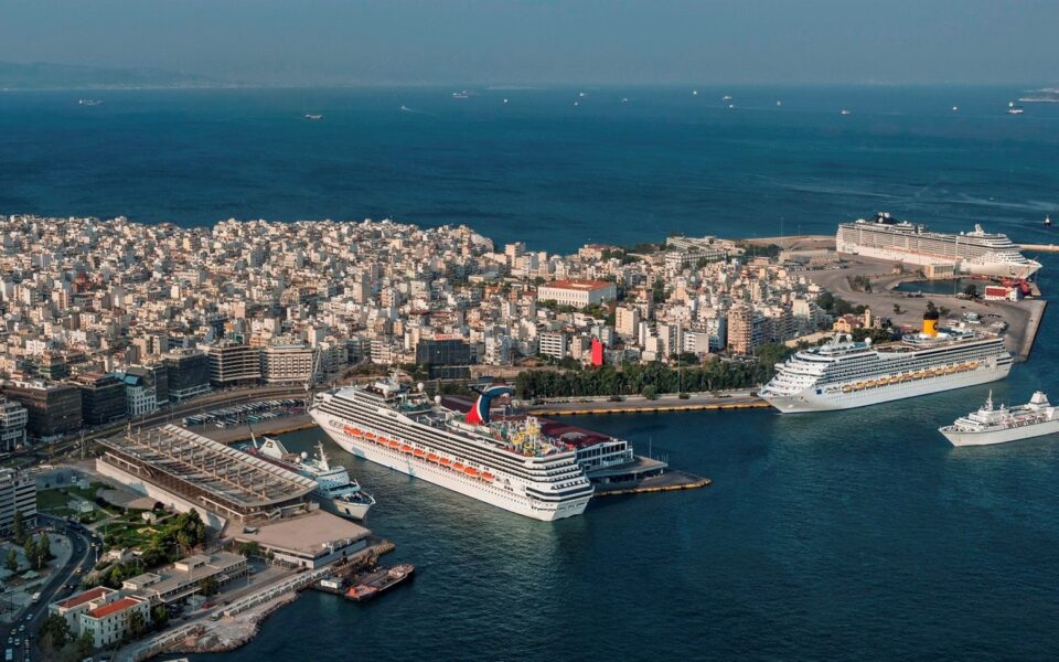 Historical high for Piraeus cruise data