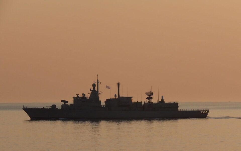 Military sources dismiss BBC reports that Greek warship sent to Israeli border