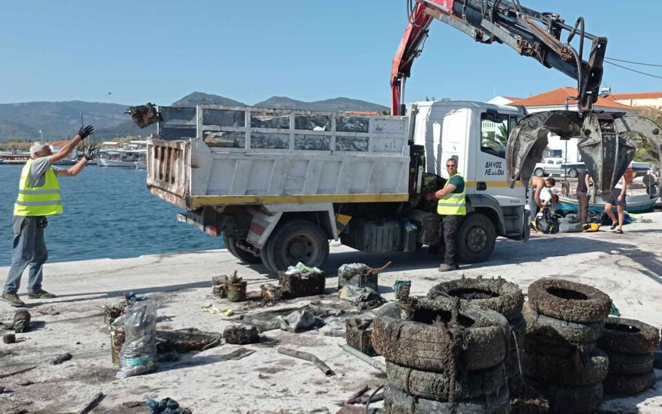 Tons of waste removed from Kalloni Bay