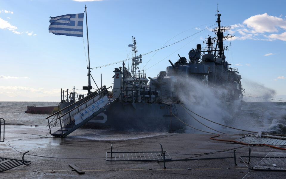 Operation underway to seal breach in the stern of museum ship ‘Velos’ after bad weather