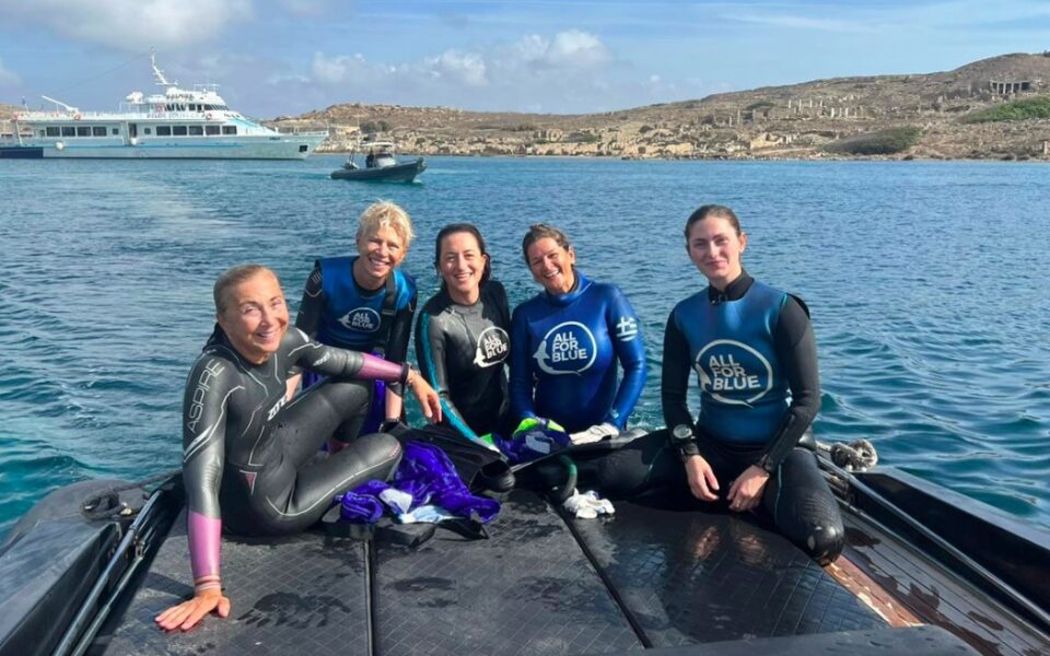 Volunteers carry out Delos cleanup, collecting 757 kilograms of marine debris