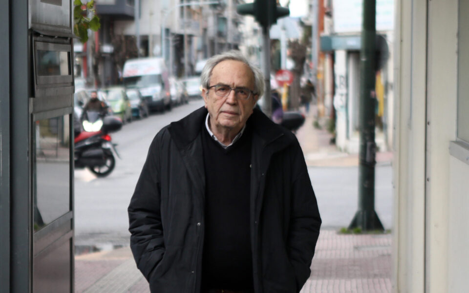 Aristides Baltas also resigns from SYRIZA citing concerns over party’s direction