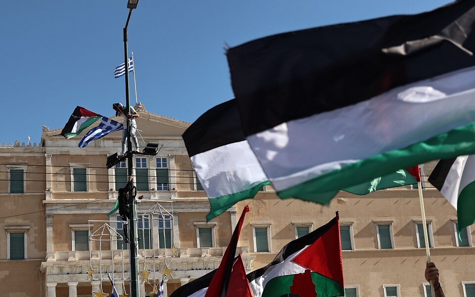 Police arrest 22-year-old Palestinian over flag raising