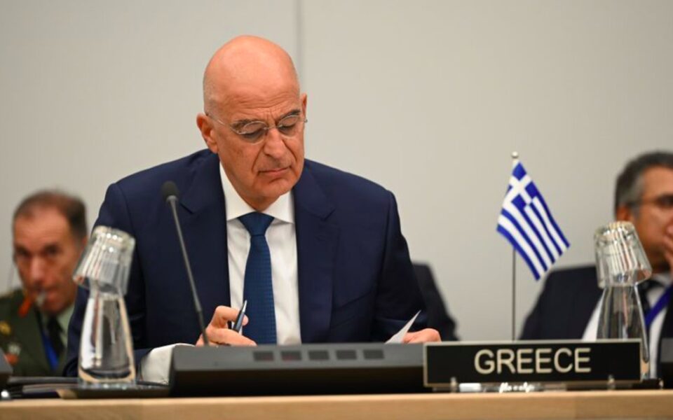 Dendias: Greece will dispatch frigate to Red Sea