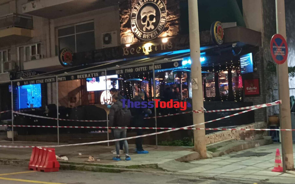 Police officer killed in Thessaloniki bar stabbing
