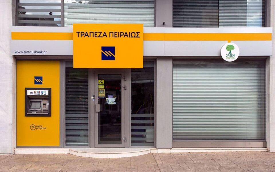 Piraeus bank reports strong 2023 performance with €800 mln net profits