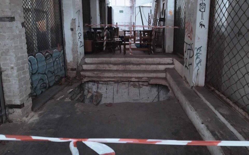 Two hurt as floor collapses inside Thessaloniki market
