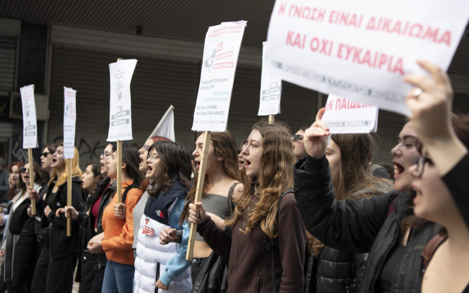 University rectors explore exam options amidst student protests
