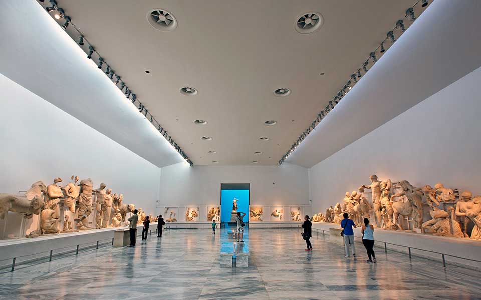 12-must-visit-greek-museums-for-20243