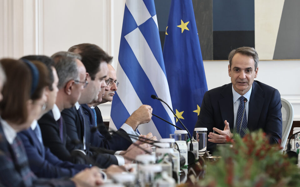 PM notes high stakes of Euro elections