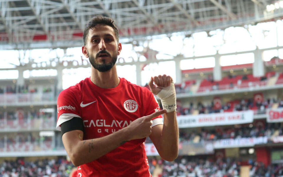 Turkey detains Israeli soccer player for showing support for hostages, accuses him of ‘ugly gesture’