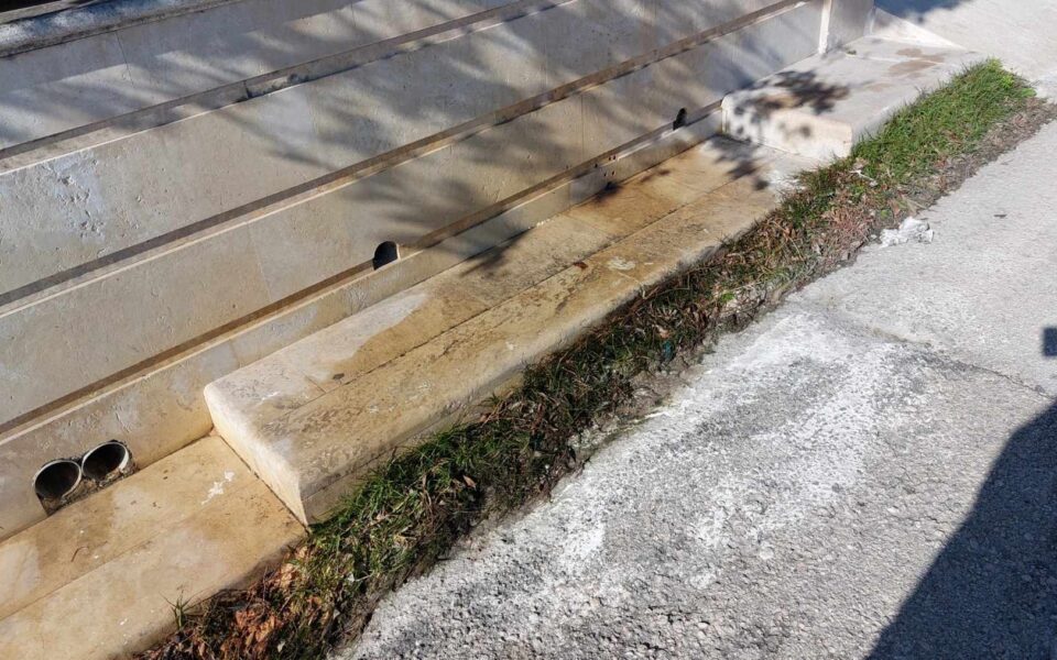 Zakynthos in state of emergency after road oil spillage contaminates water system