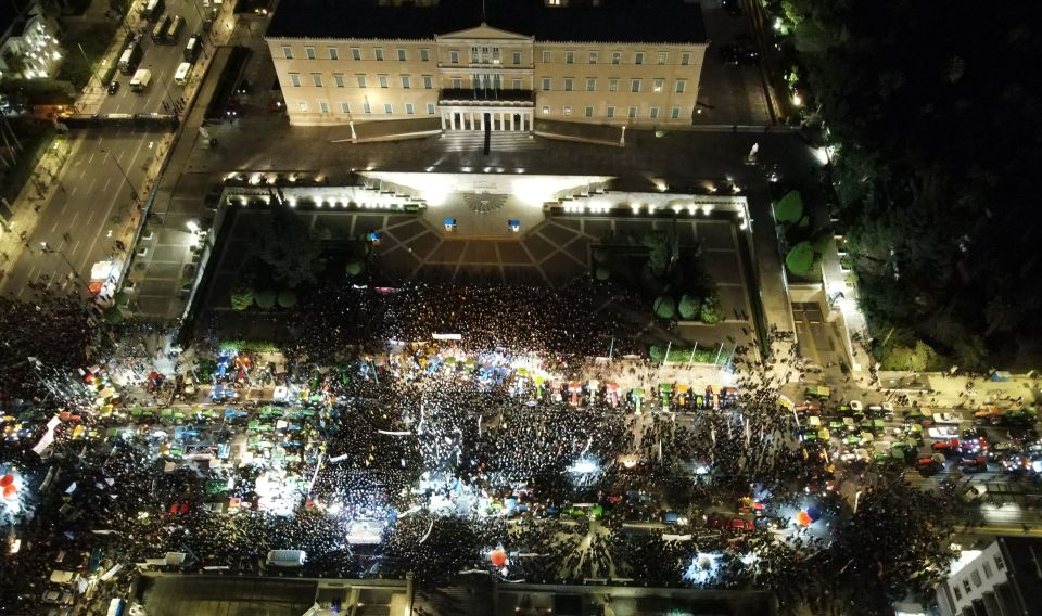 Thousands join rally in Athens as farmers step up protest