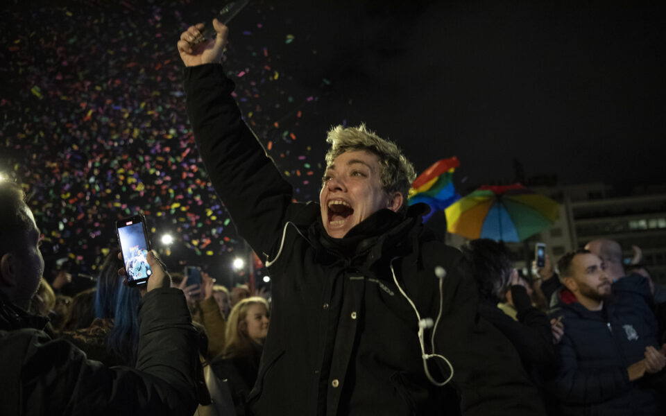 Grecia - approvato il matrimonio tra persone dello stesso sesso