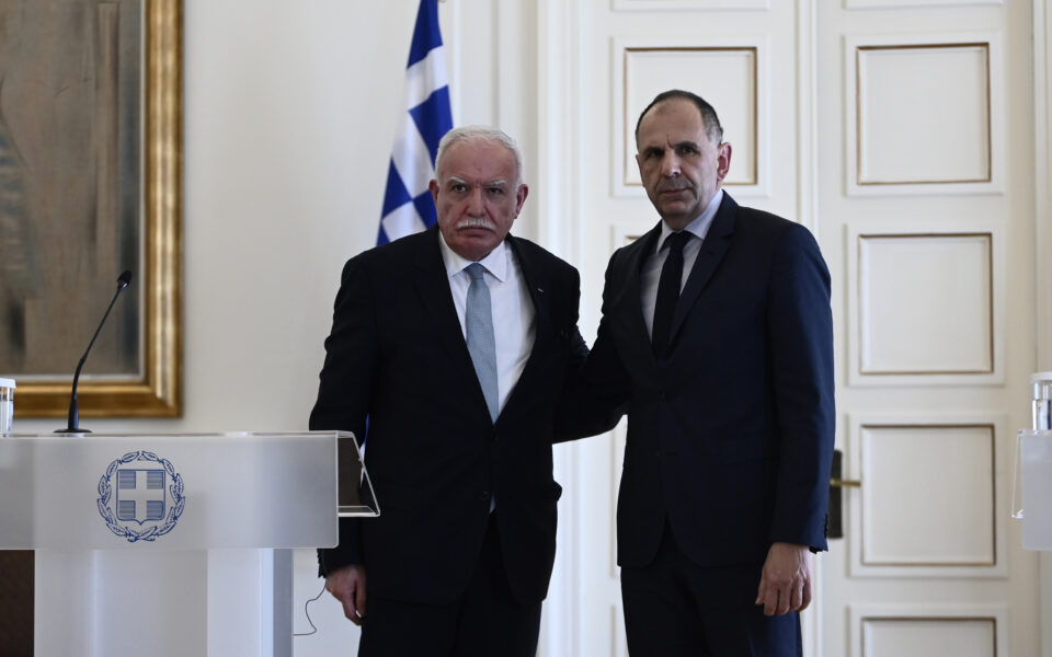 Greek FM urges Gaza ceasefire in press conference with Palestinian counterpart