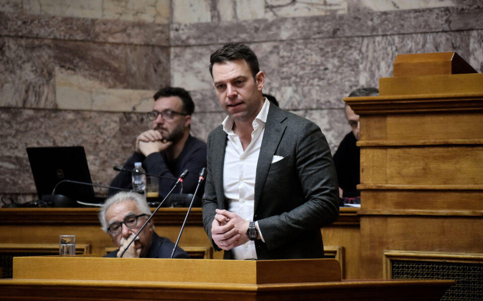 Kasselakis, a leader without a party