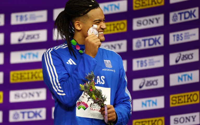 Greece’s Karalis wins bronze in Glasgow