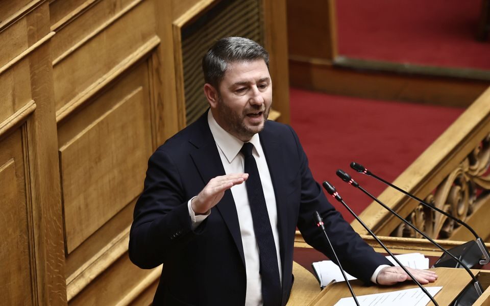 PASOK’s Androulakis tables motion of no confidence in gov’t