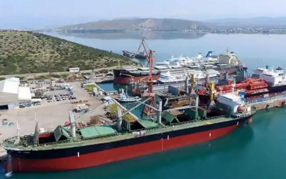 Fatal accident at Chalkis Shipyards leads to arrest of 44-year-old crew leader