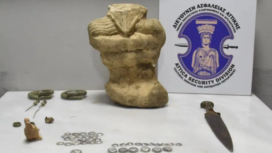 Smuggler caught selling antiquities for €100,000