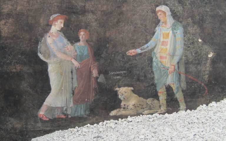 Splendid frescoes inspired by Trojan War discovered in Pompeii