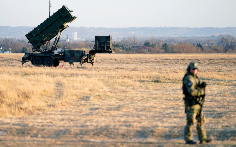 Greece and Spain under pressure to provide Ukraine with air defense systems, FT reports