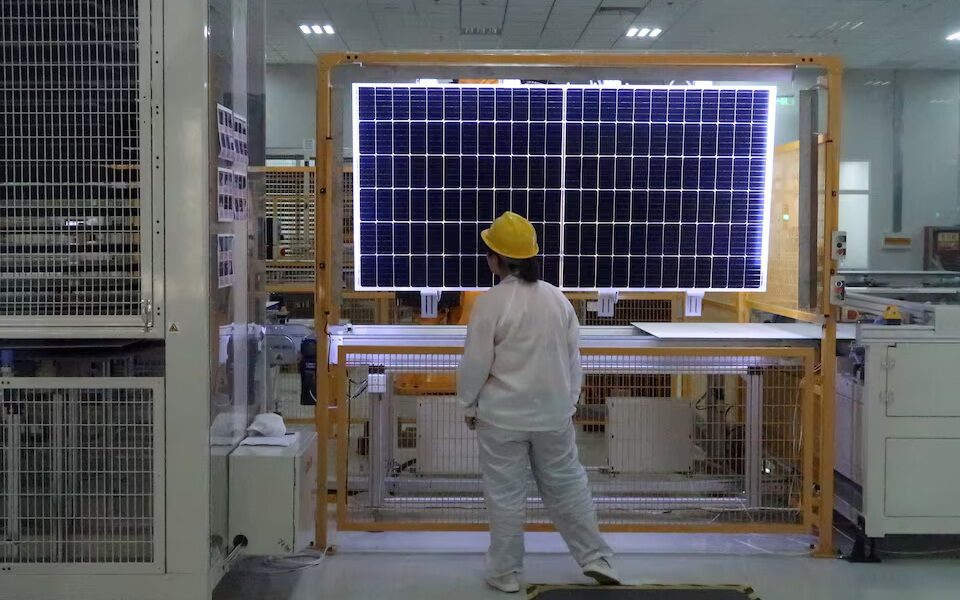 EU investigates Chinese bidders over Romania solar tender