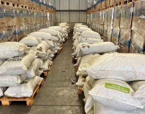 Piraeus port customs intercept large cocaine shipment disguised as fertilizer