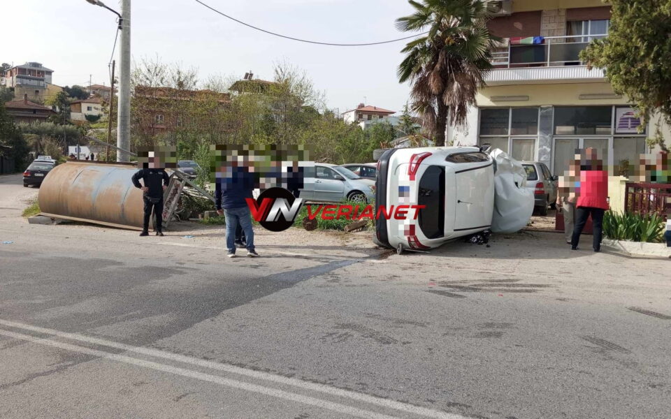 Driver arrested after collision claims two lives at Veria bus stop