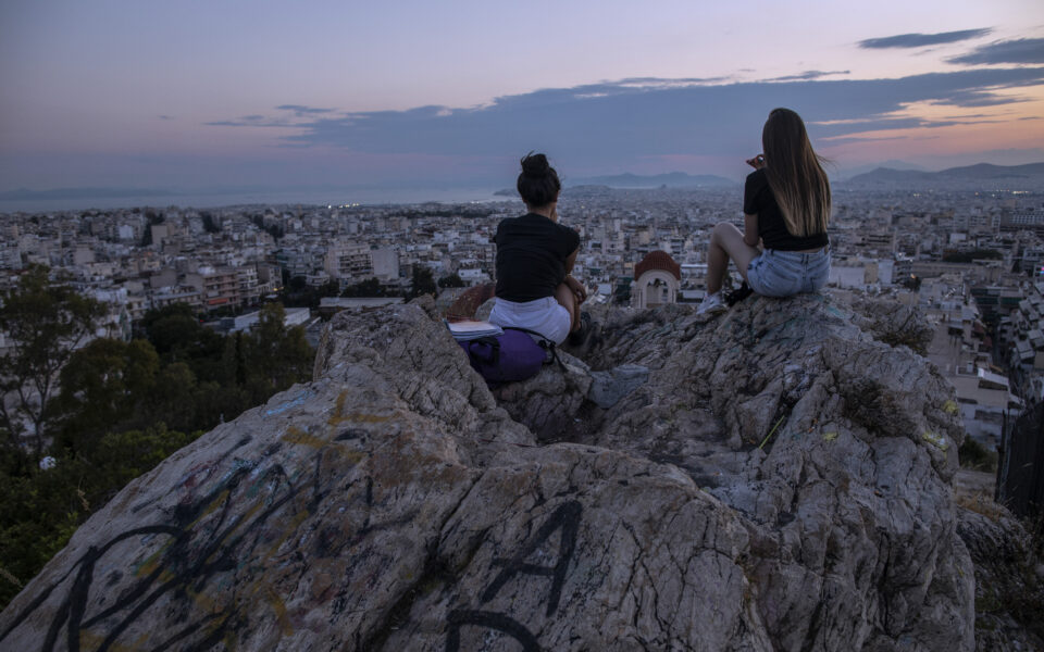 Seeing Athens through tourists’ eyes